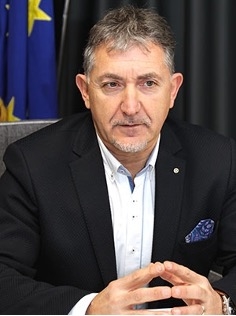 Prof. dr Ernest Vlačić