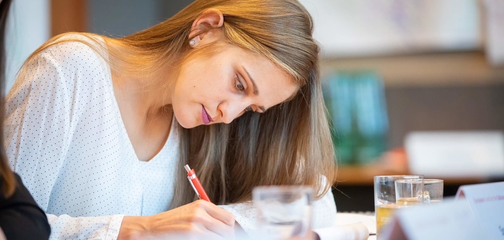 Od seminarskog rada do nacionalnog priznanja: FEFA doktorandkinja među najboljim mladim ekonomistima