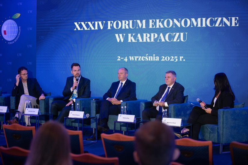 Budućnost obrazovanja u Evropi: učešće prof. Verbića na prestižnom Ekonomskom forumu